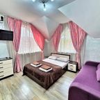 Трехместный (Стандарт с диваном (3 этаж)), Гостевой дом Прованс