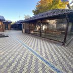 Беседки для отдыха, Отель Village House