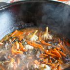 Своя ухоженная территория, Отель Village House