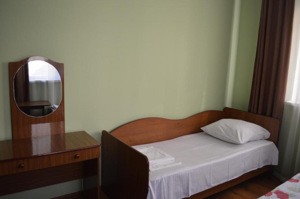 Трехместный (Трехместный номер с основными удобствами), Гостевой дом в Олимпийской деревне