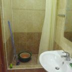 Трехместный (Трехместный номер с собственной ванной комнатой), Гостевой дом Мимоза