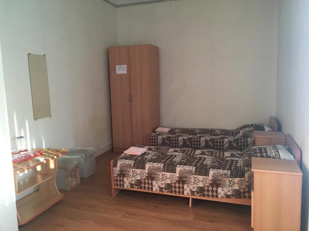 Двухместный (Двухместный номер с 2 отдельными кроватями и балконом.) гостевого дома Агава, Лазаревское