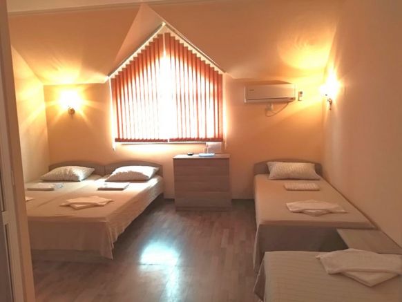 Фотография номера гостевого дома Белые росы