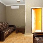 Сьюит (Люкс с балконом), Гостевой дом Светлана на Лилий