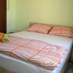 Двухместный (Двухместный номер с 1 кроватью и видом на сад), Гостевой дом Sky Garden