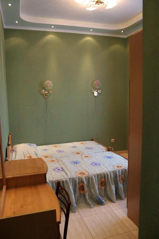Семейный (Семейный номер с душем) гостевого дома На Белинского 12, Лазаревское