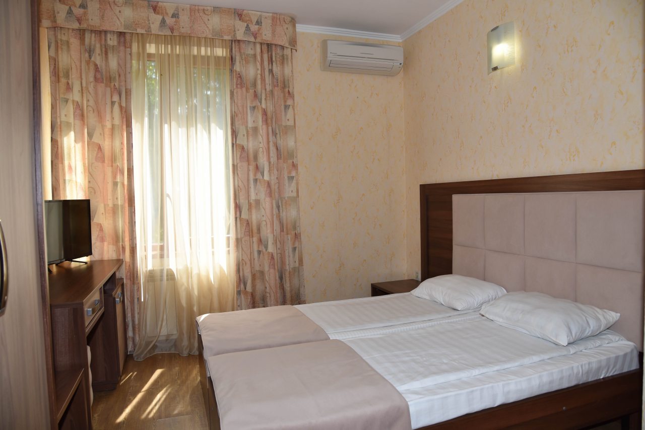 Двухместный (Двухместный номер с 2 отдельными кроватями) гостевого дома Lete, Лазаревское
