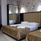 Апартаменты (С балконом), Отель Седьмое небо