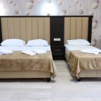 Апартаменты (С балконом), Отель Седьмое небо