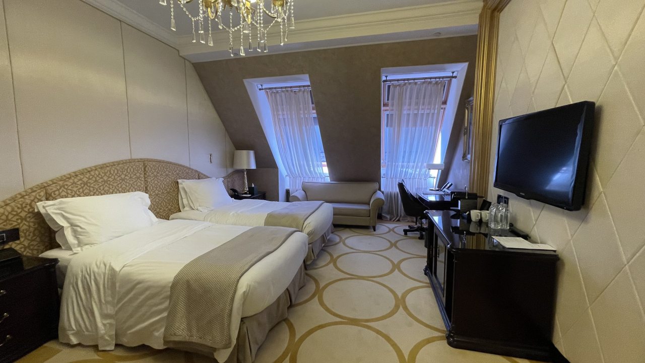 Двухместный (Мансардный номер с двумя кроватями), Отель The St. Regis Moscow Nikolskaya