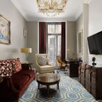 Люкс (Семейный St. Regis), Отель The St. Regis Moscow Nikolskaya