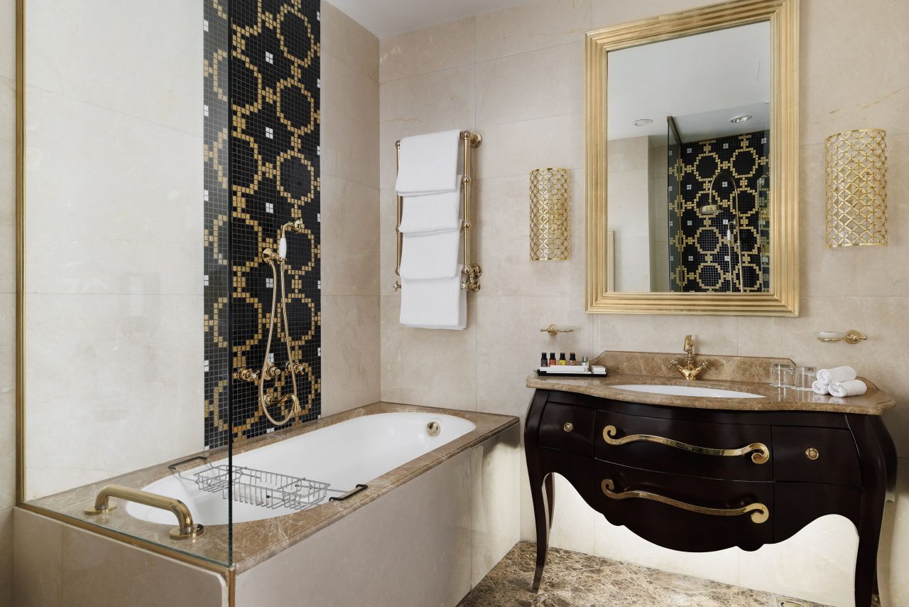 Люкс (Семейный Астор), Отель The St. Regis Moscow Nikolskaya