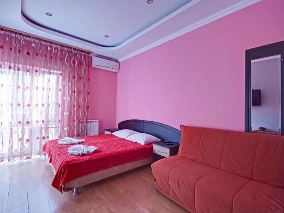 Гостевой дом У Лауры, Адлер