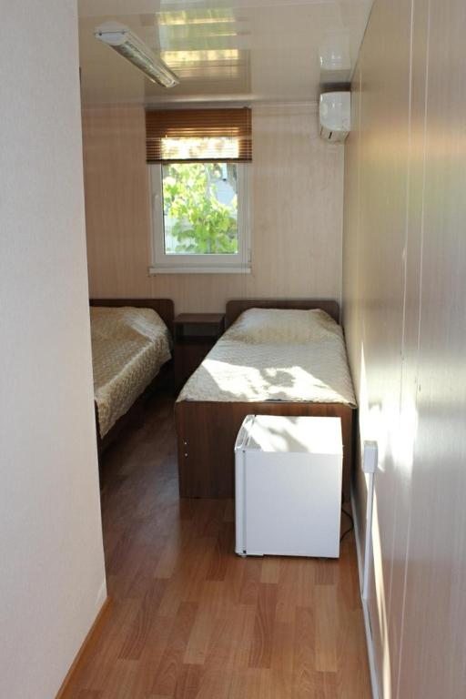 Двухместный (Небольшой двухместный номер с 2 отдельными кроватями) гостевого дома У Пруда, Адлер