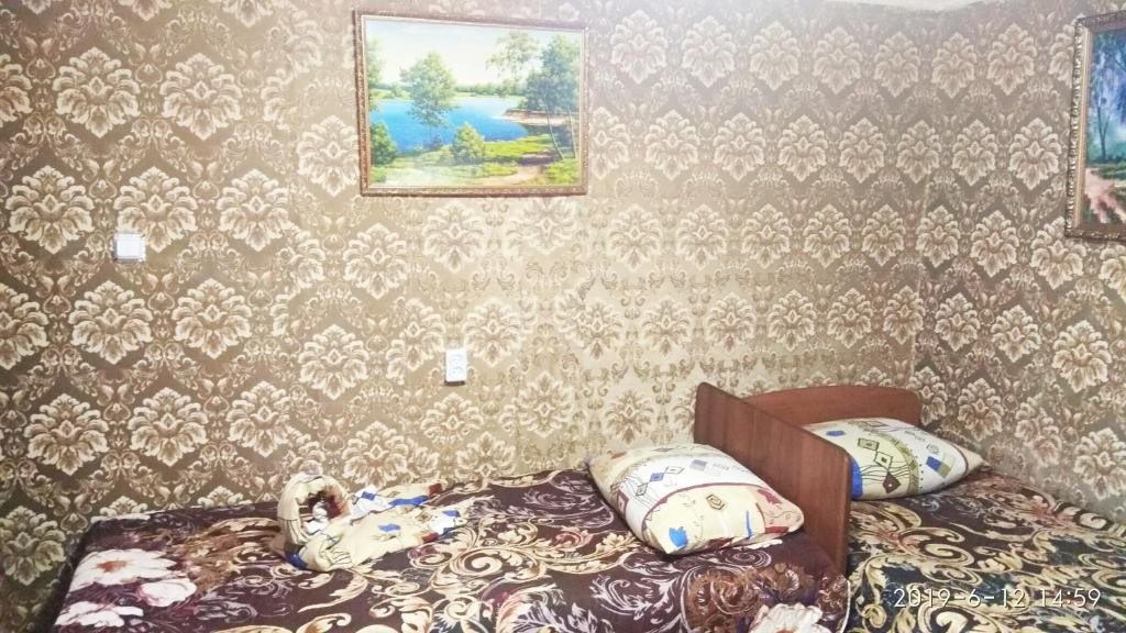 Трехместный (Бюджетный трехместный номер) гостевого дома Эвелина на Попова, Адлер