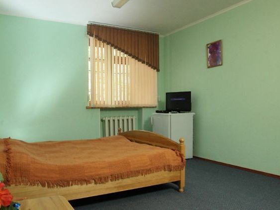 Номер (Эконом) оздоровительного комплекса Березовый уют, Калинкино