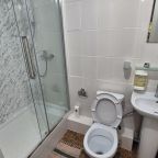 Трехместный (Двухспальная кровать 160х220, диван 120х200), Гостевой дом Мама джан