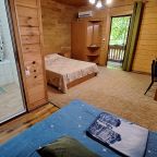 Четырехместный (Двухспальная кровать 160х220, диван 140х200), Гостевой дом Мама джан