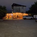 Вечерний двор