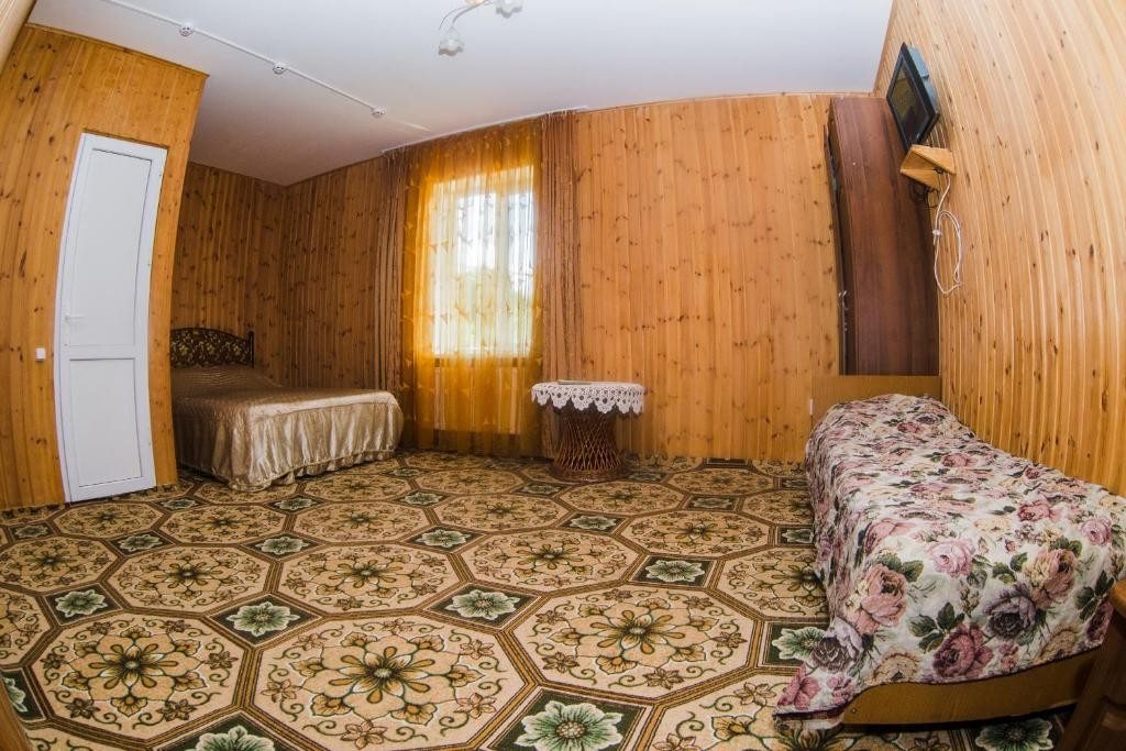 Апартаменты (Апартаменты с 2 спальнями (для 5 взрослых)) гостевого дома Зурада, Хамышки