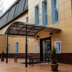 Вход в Отель Никитин