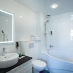 Ванная комната номера Апартаментов