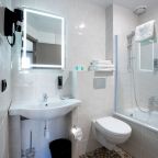 Ванная комната номера Полулюкс