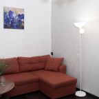 Диван в номере категории Люкс