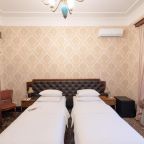 Номер с двумя кроватями в историческом отеле Легендарный отель Советский, Москва