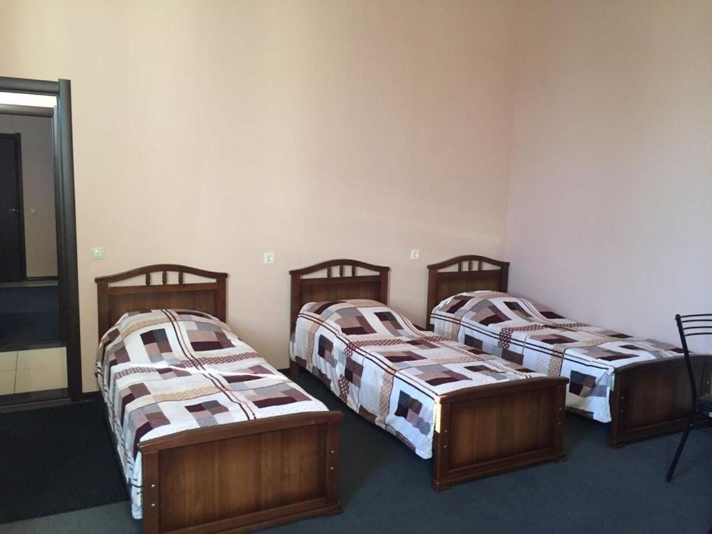 Номер (Кровать в общем 6-местном номере для женщин) хостела Prestige, Астрахань