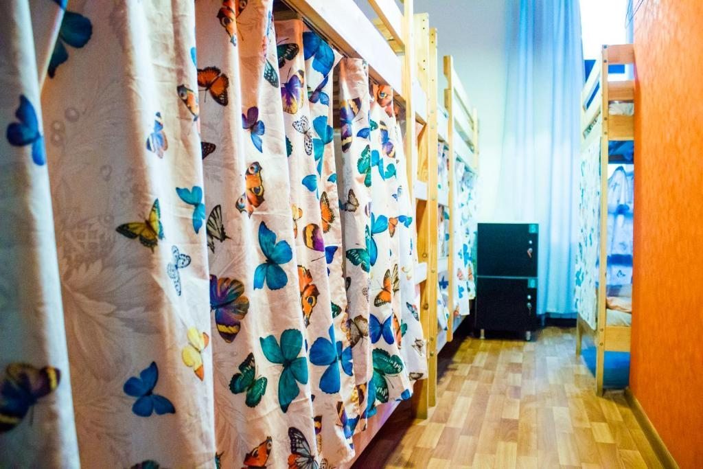Четырехместный Женский (Кровать в общем номере для женщин с 4 кроватями) хостела U Hostel, Астрахань