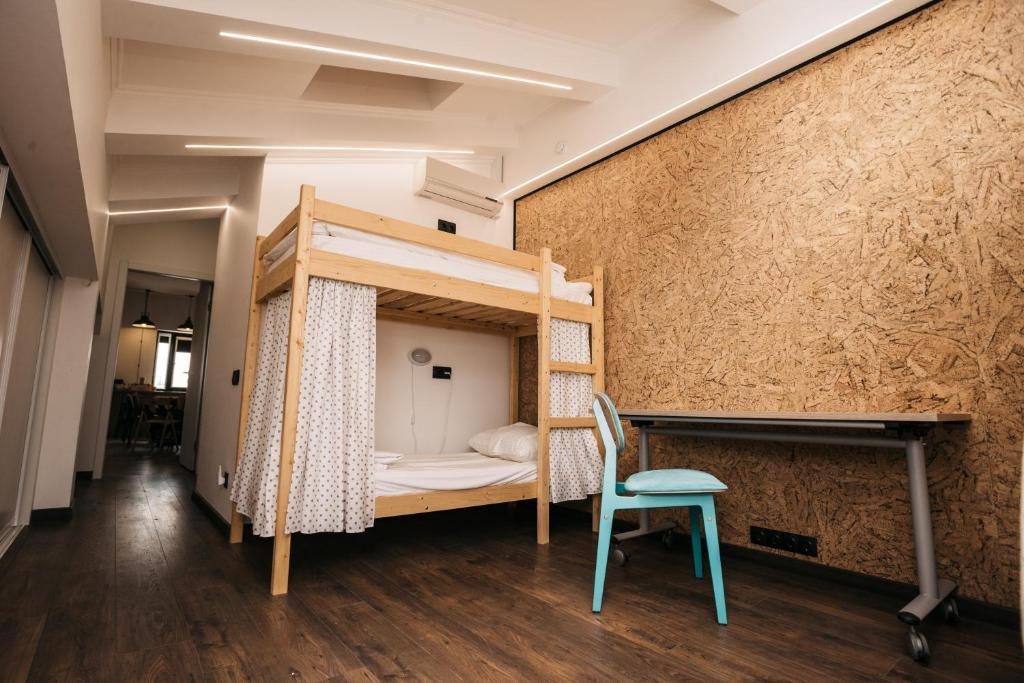 Четырехместный Женский (Кровать в общем 4-местном номере для женщин) хостела Loft, Белгород