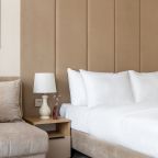 Трехместный (С видом на город), Отель Kinney