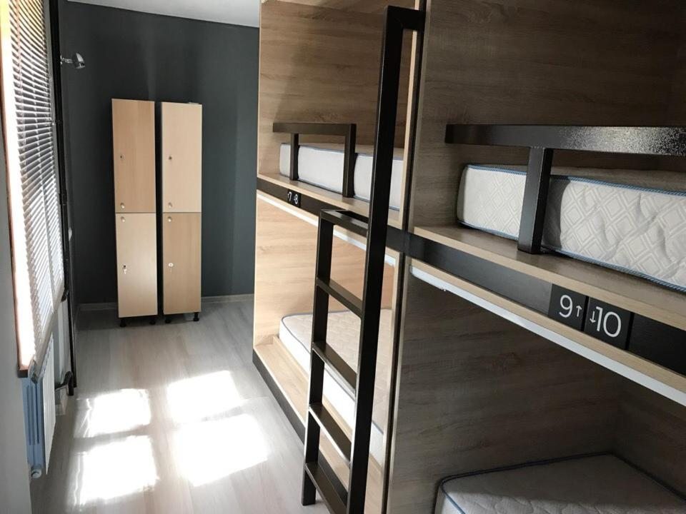Номер (Спальное место на двухъярусной кровати в общем номере для мужчин и женщин) хостела Лофт 74, Челябинск