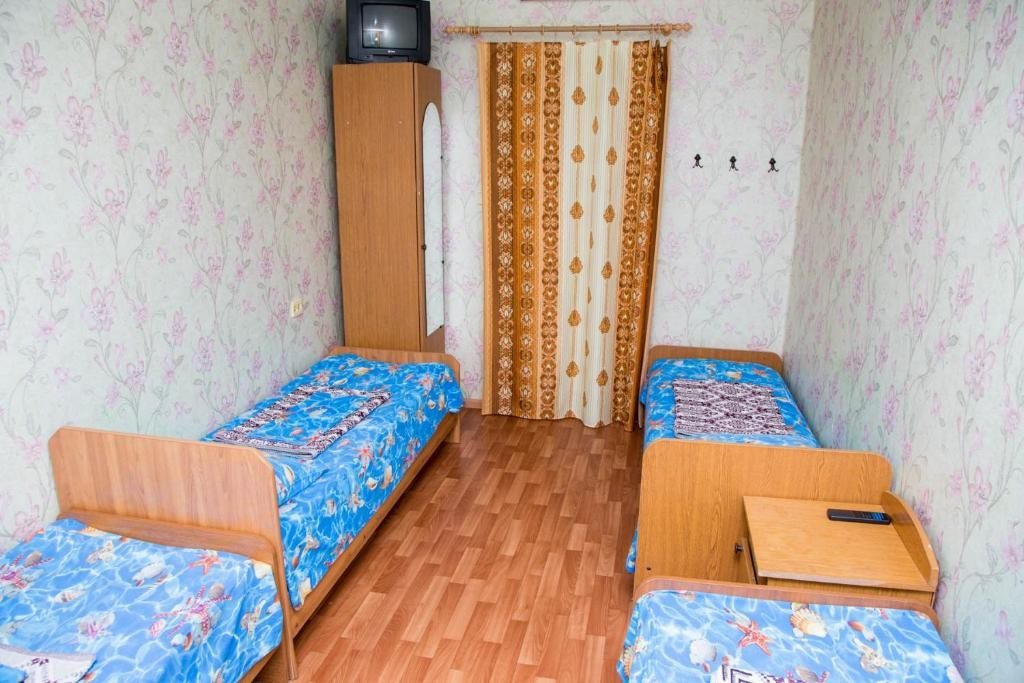 Четырехместный (Четырехместный номер эконом-класса), Гостевой дом на Северной у Фонтана