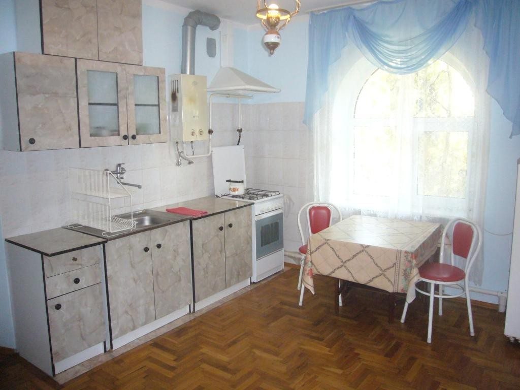 Четырехместный (Четырехместный номер с ванной) гостевого дома на Сиреневом, Анапа