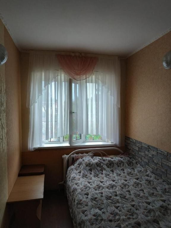 Двухместный (Двухместный номер с 1 кроватью и общей ванной комнатой) гостевого дома У Людмилы на Самбурова, Анапа