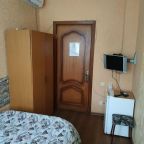 Двухместный (Двухместный номер с 1 кроватью и общей ванной комнатой), Гостевой дом У Людмилы на Самбурова