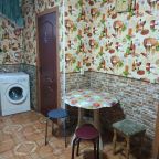 Двухместный (Двухместный номер с 2 отдельными кроватями и общей ванной комнатой), Гостевой дом У Людмилы на Самбурова