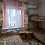 Четырехместный (Четырехместный номер с собственной ванной комнатой), Гостевой дом У Людмилы на Самбурова