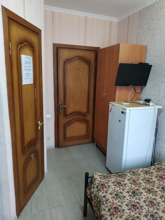 Четырехместный (Четырехместный номер с собственной ванной комнатой), Гостевой дом У Людмилы на Самбурова