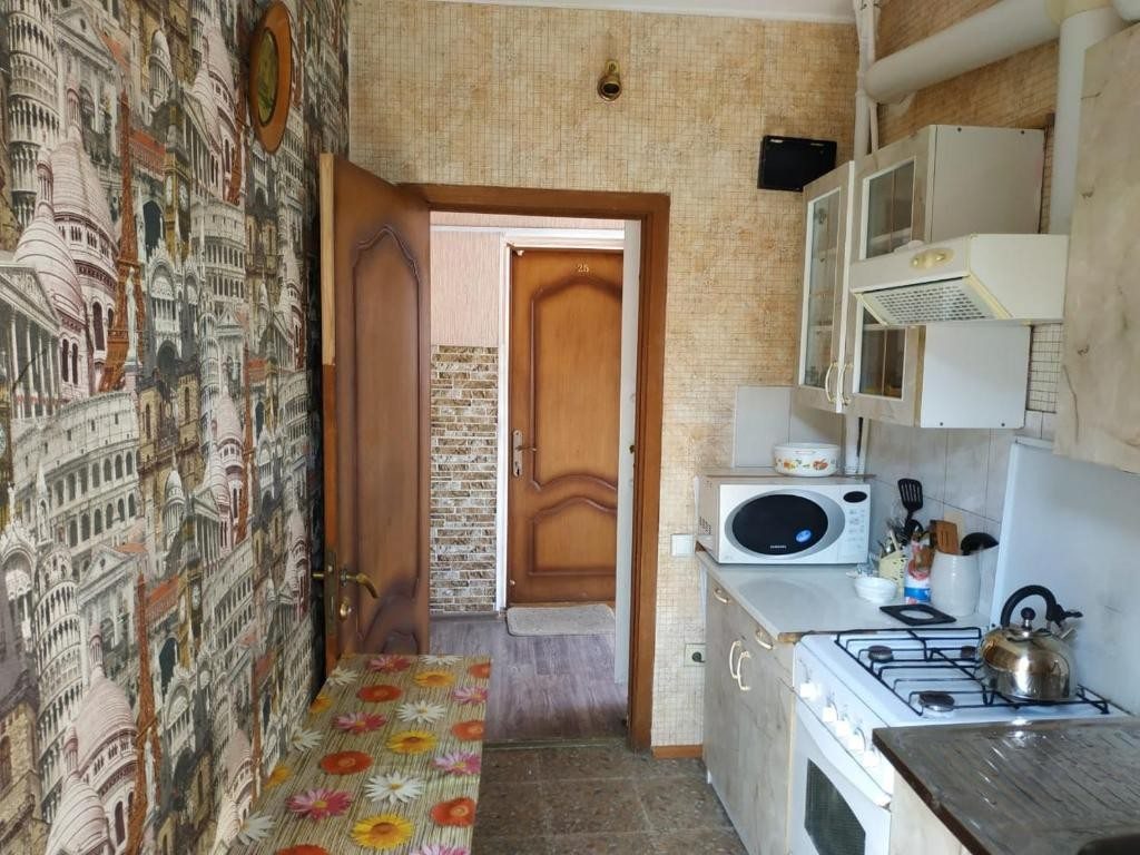 Двухместный (Двухместный номер с 1 кроватью и собственной ванной комнатой) гостевого дома У Людмилы на Самбурова, Анапа