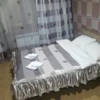 Двухместный (Стандартный двухместный номер с 1 кроватью и общей ванной комнатой), Отель Мулен Руж