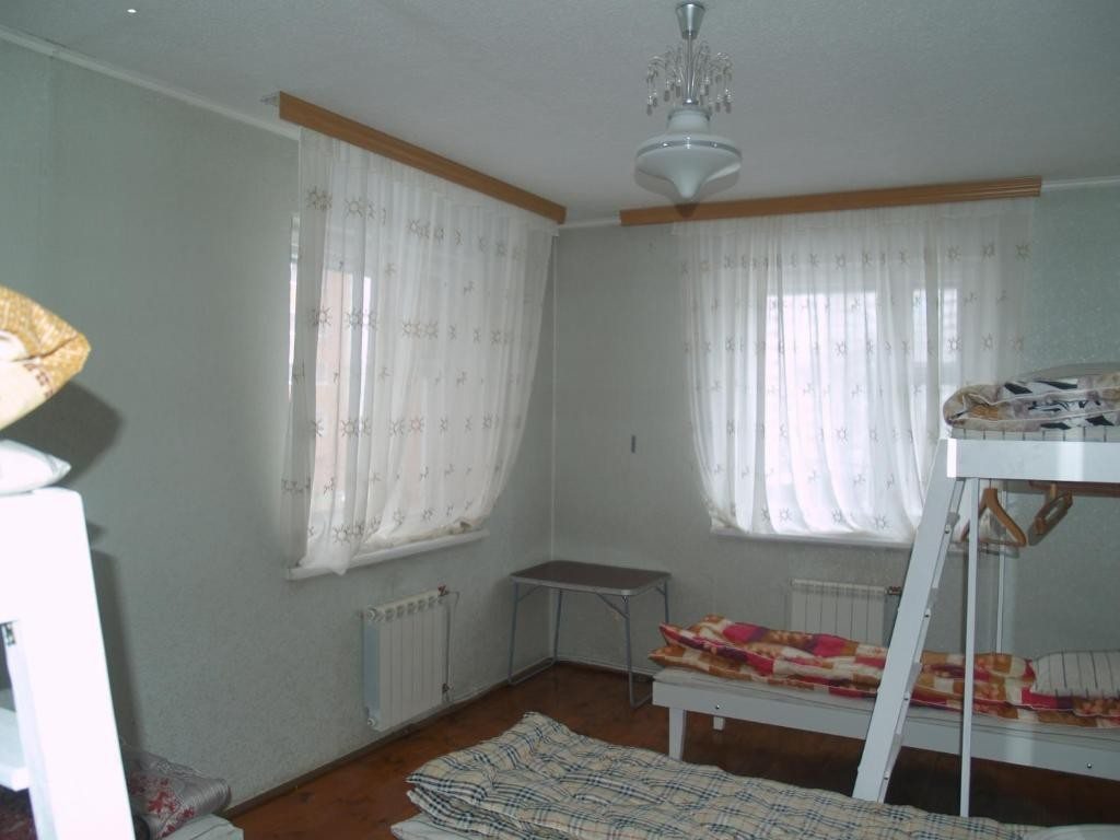 Номер (Односпальная кровать в общем мужском номере) хостела Cheapotel Hostel, Екатеринбург