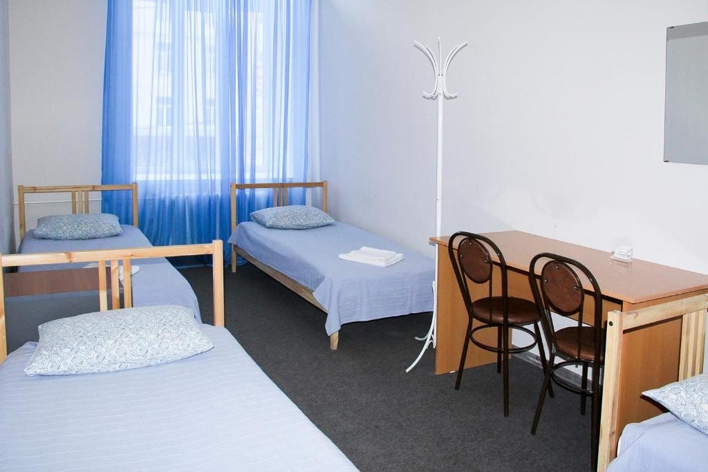 Номер (Кровать в общем номере для мужчин с 4 кроватями) хостела АЛЛиС-ХОЛЛ Хостел, Екатеринбург