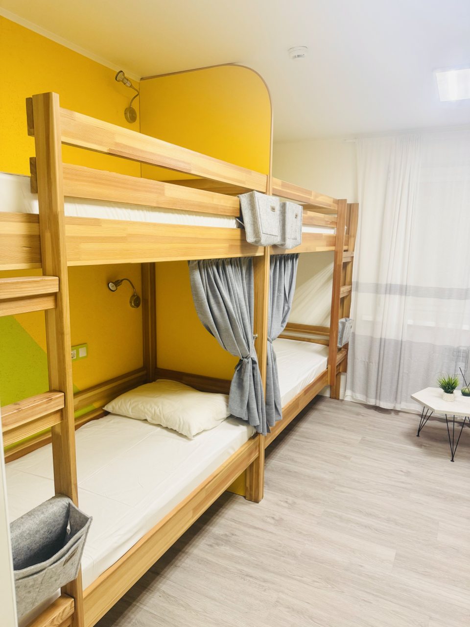 Восьмиместный, Хостел Party and Sun