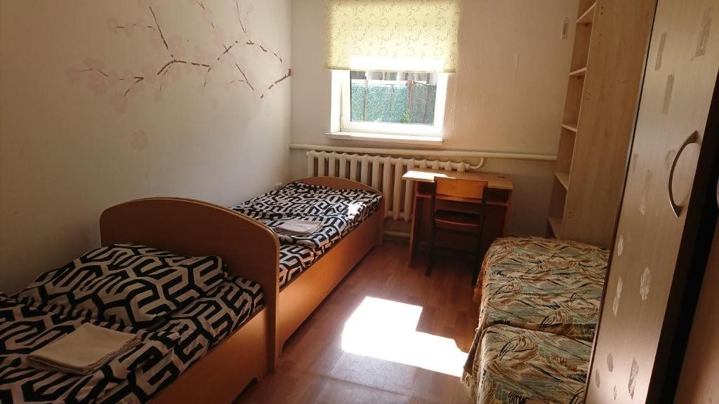 Трехместный (Бюджетный трехместный номер) гостевого дома Guest House LIK, Зеленоградск