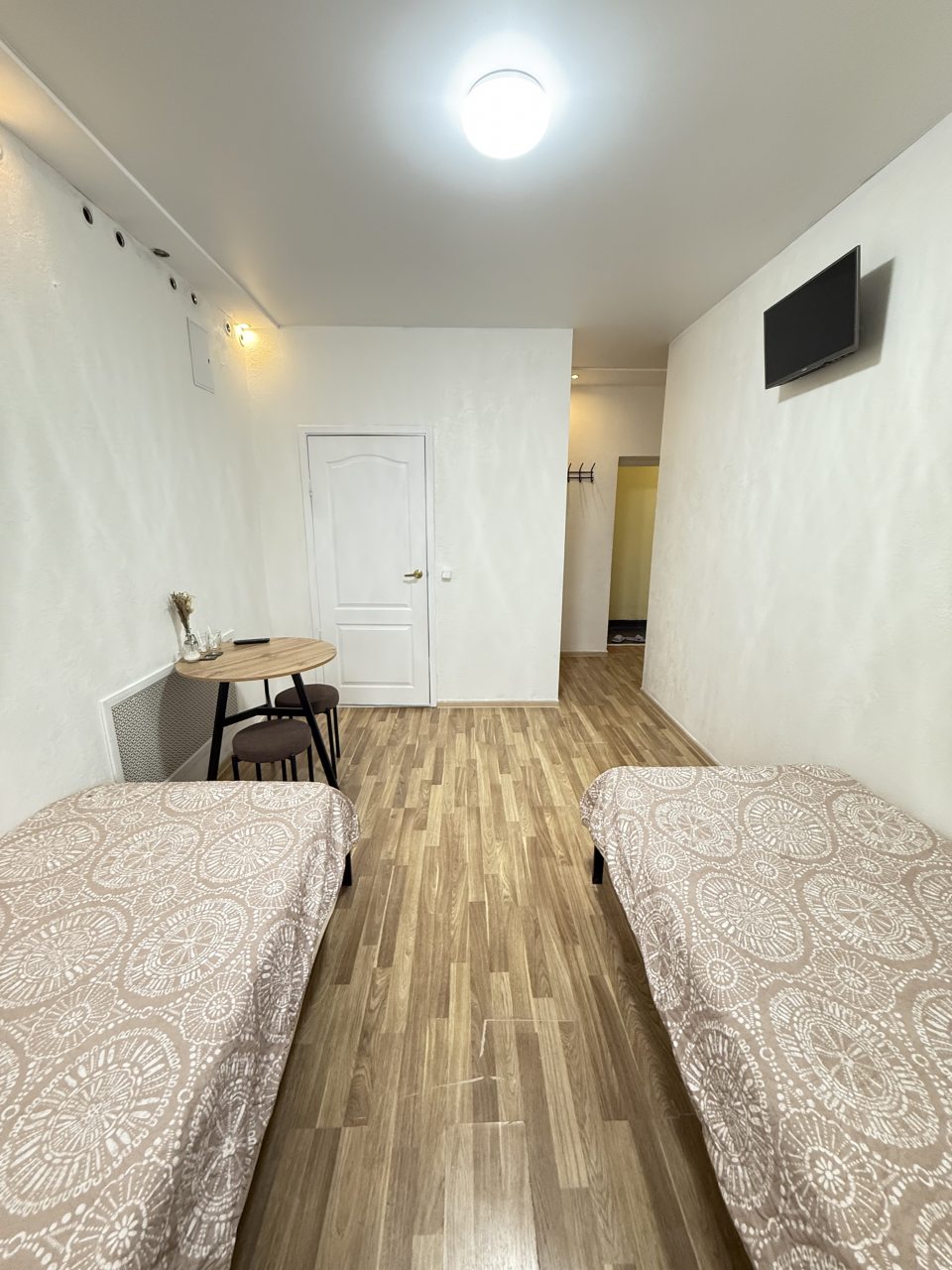 Двухместный (204), Гостиница Гостиный двор