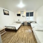 Четырехместный (Номер 203), Гостиница Гостиный двор