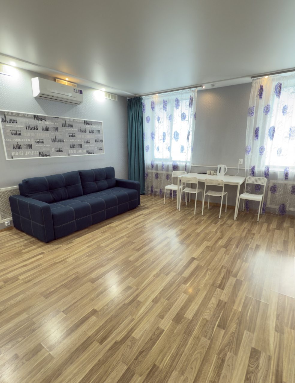 Сьюит (Люкс 202), Гостиница Гостиный двор